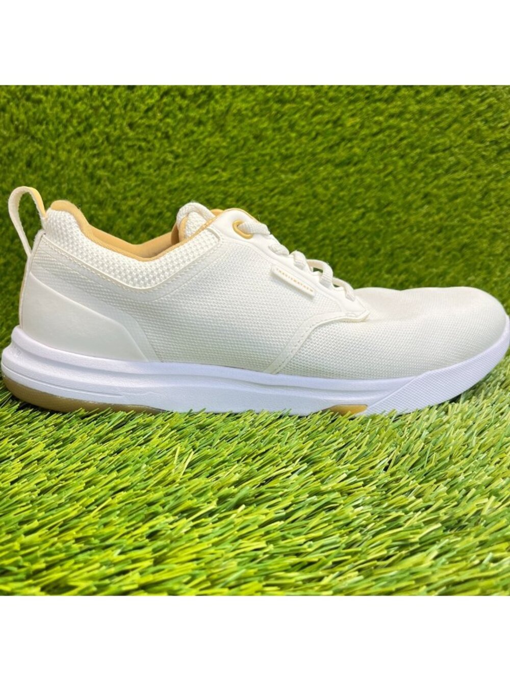 Travis Mathew The Daily Pro Hybrid Mens Size 8.5 White Gum Athletic Golf‎ Shoes